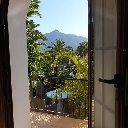 B&B Villa Belmundo - Puerto Banus Bed & Breakfast