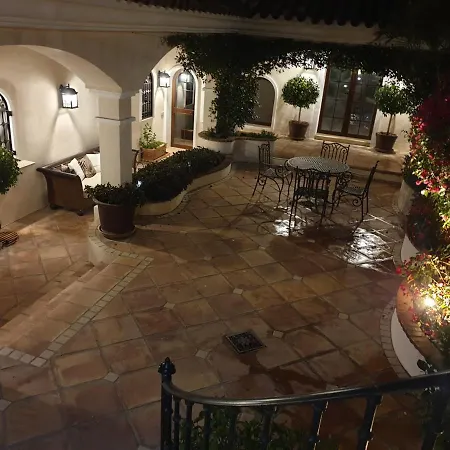 B&B Villa Belmundo - Puerto Banus Bed & Breakfast Marbella